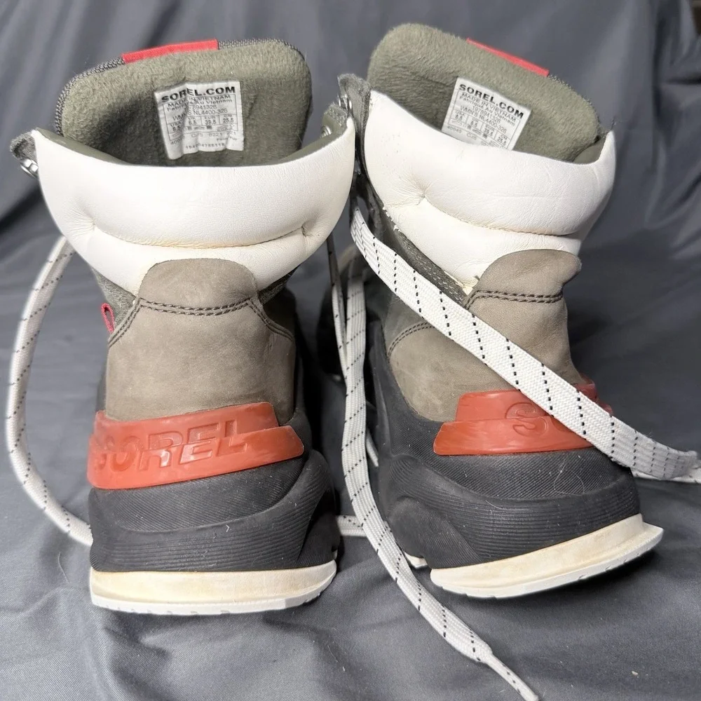 Sorel‎ Women's Kinetic RNEGD Conquest Boot — Waterproof Winter Boots Size 8.5